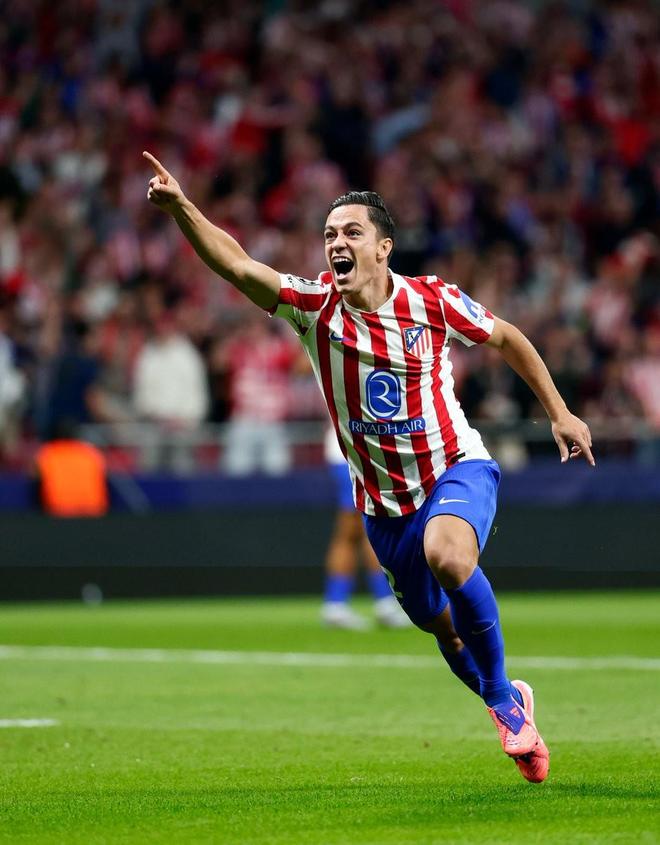 卡尔：如果我继续这样踢下去，当然是可以达到梅西那个水平的（卡尔：保持这种状态踢下去，我能达到梅西的高度）