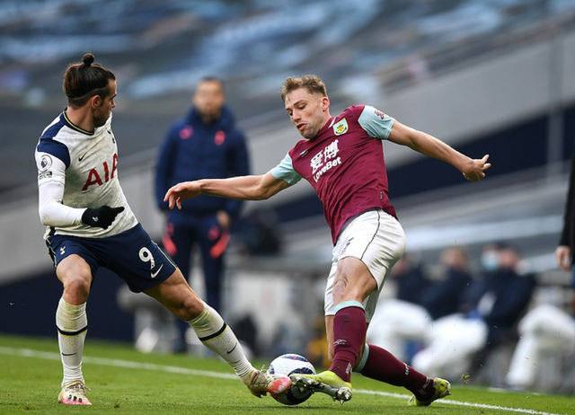 意甲联赛：比萨吉拉迪诺对阵旧主，帕尔马后防线阵容不整（意甲前瞻：比萨主帅吉拉迪诺迎战旧主，帕尔马后防告急）