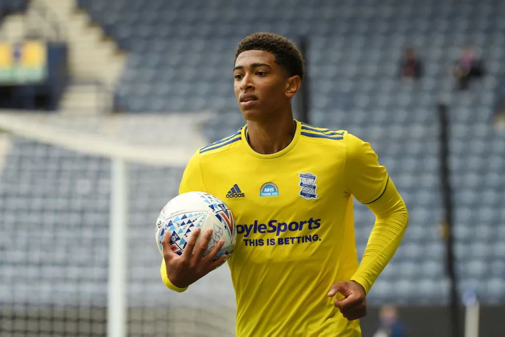 Shams：富保罗已告知独行侠，若不承诺与浓眉续约就交易他