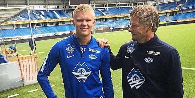 吉拉西多特生涯欧冠已打入15球，队史仅次于罗伊斯和莱万（吉拉西欧冠累计15球，在多特队史仅逊罗伊斯与莱万）