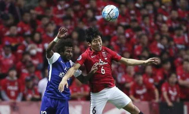 鲁媒：陈泽仕和依木兰今天抵达成都，参加U22国足的训练备战（鲁媒：陈泽仕与依木兰今日抵达成都，随U22国足展开训练备战）