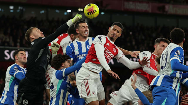 替补登场攻入1球，李嗣镕完成个人中超生涯首秀（替补出场即破门，李嗣镕完成中超处子秀）