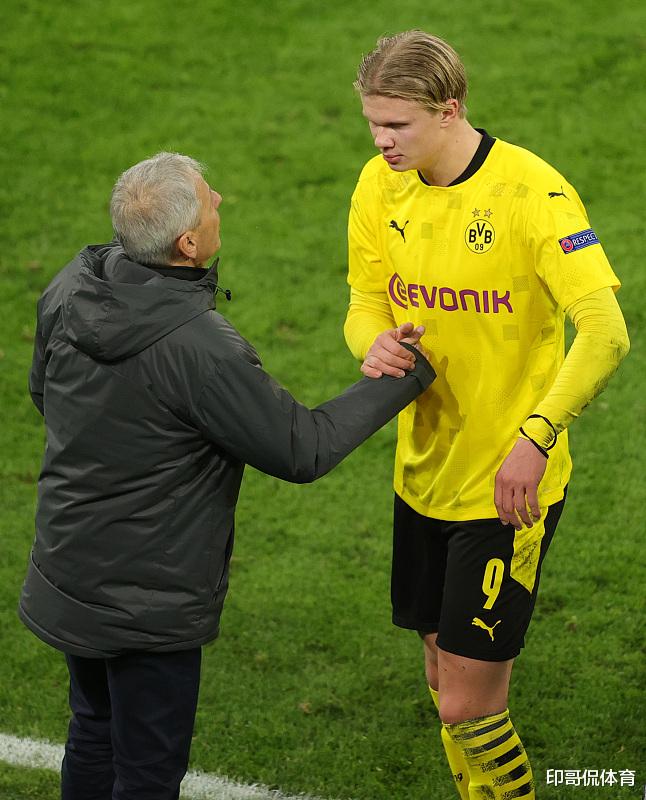 AC米兰1-0登顶意甲！38岁名将却抢走风头，带队12场不败紧追榜首（AC米兰1-0小胜登上榜首，38岁老将抢镜，率队豪取12场不败）